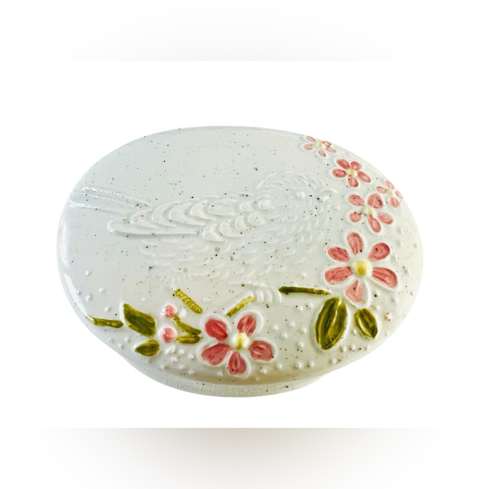Vintage 1986 Ceramic Trinket Box | Cottagecore Keepsake Dish
